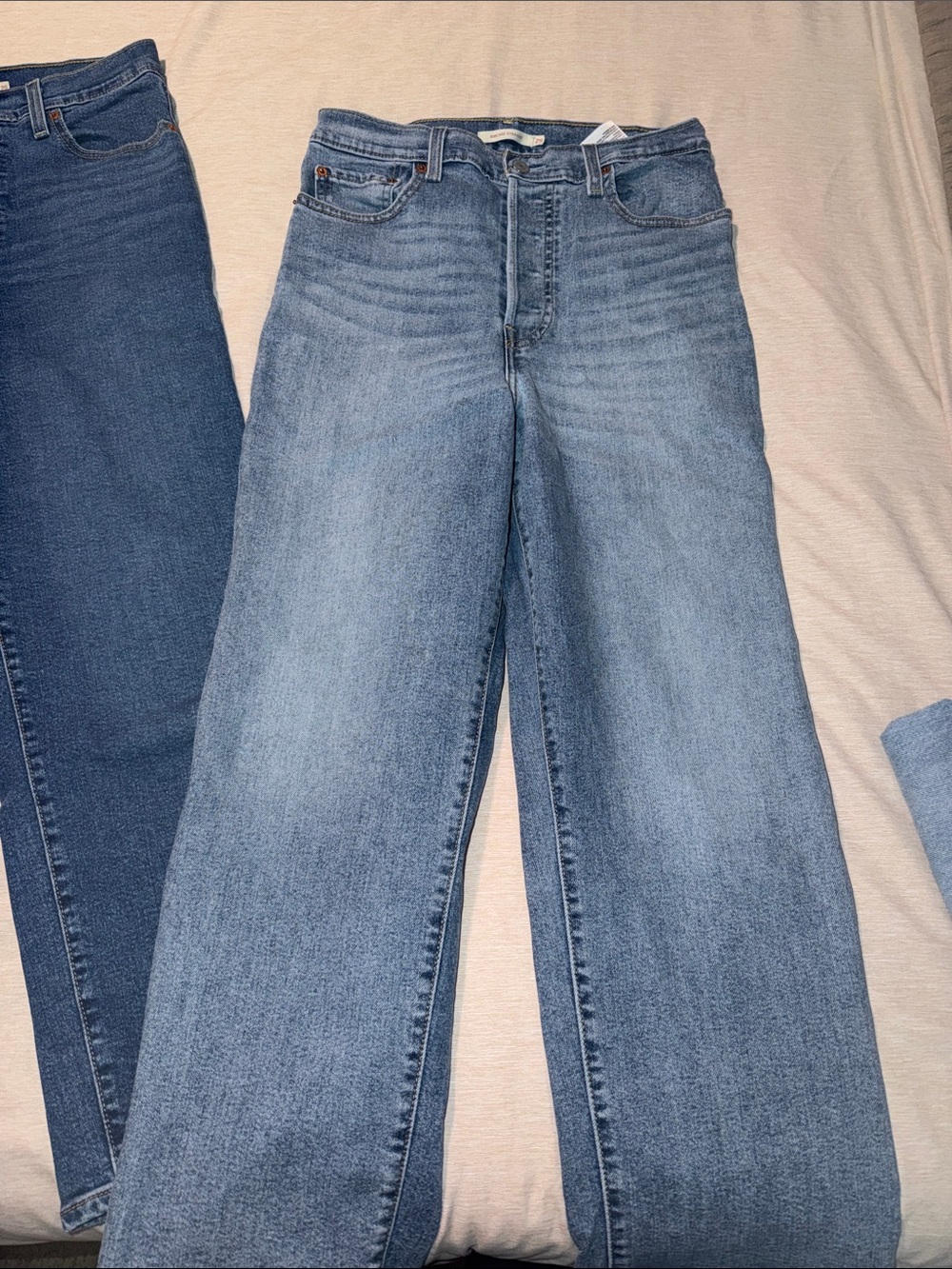 LEVIS RIBCAGE STRAIGHT - Picture 3 of 5